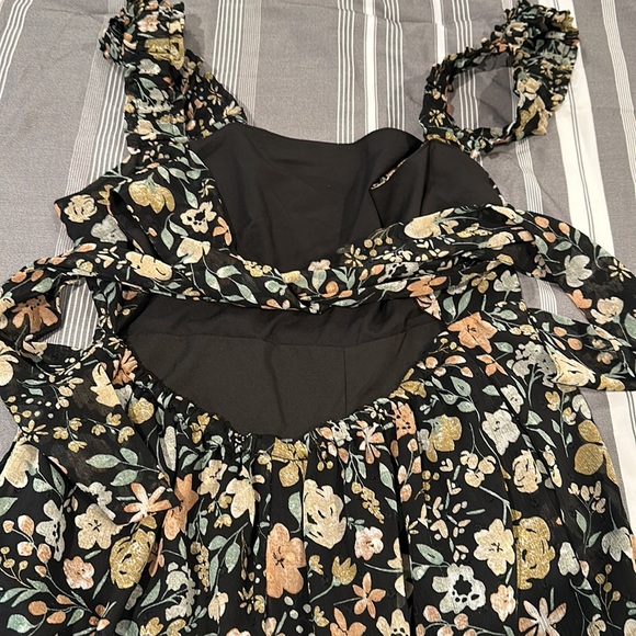 romper - Picture 2 of 2